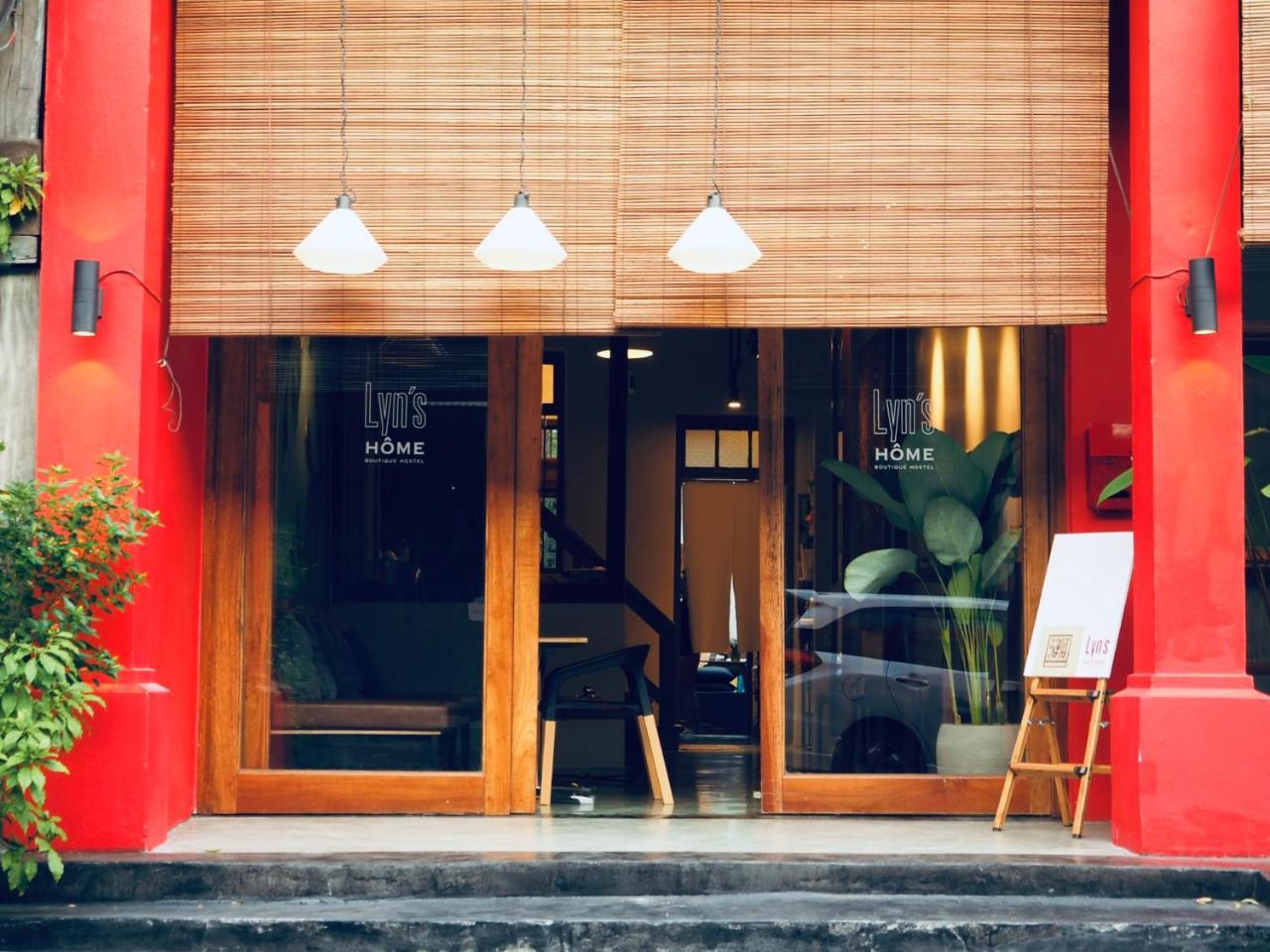 Yu Cafe Hostel Сонгкла Екстериор снимка