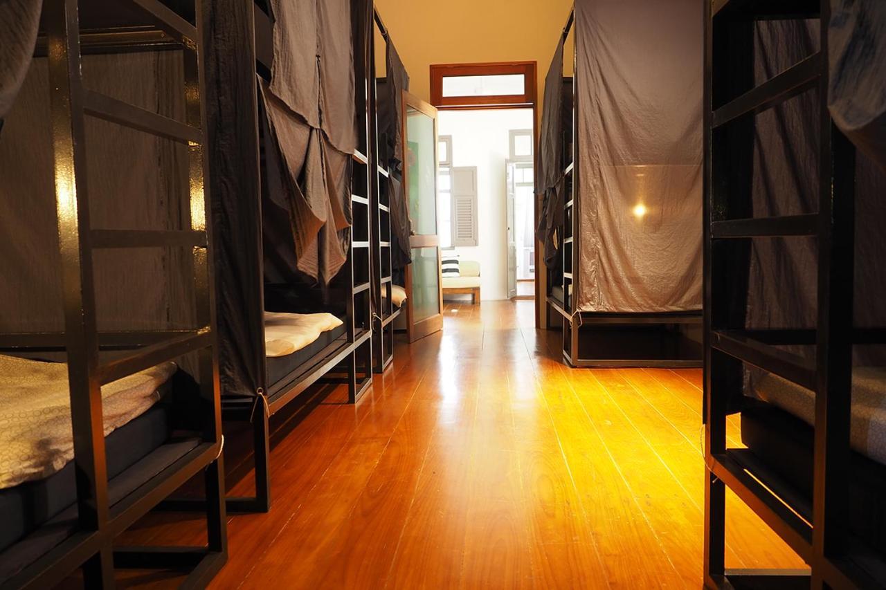 Yu Cafe Hostel Сонгкла Екстериор снимка
