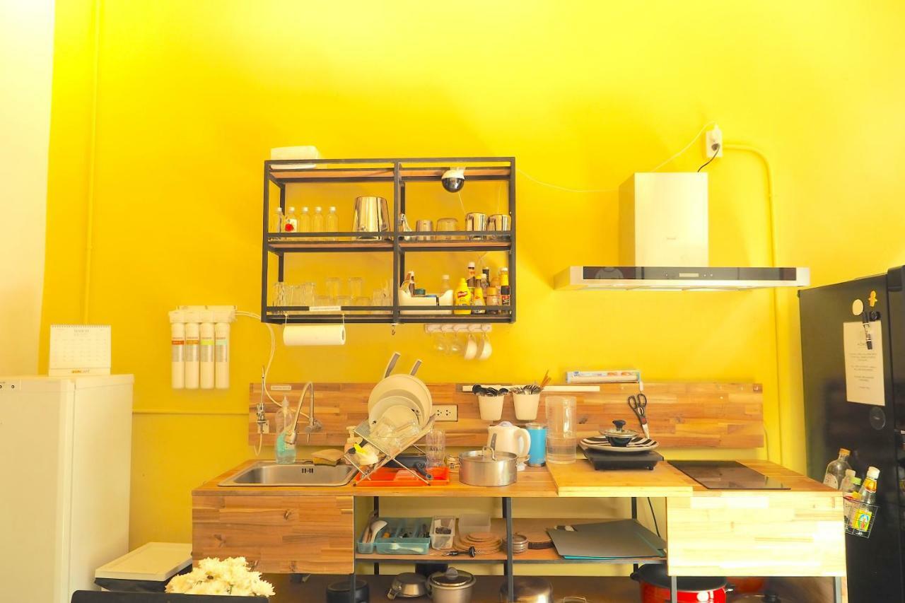 Yu Cafe Hostel Сонгкла Екстериор снимка