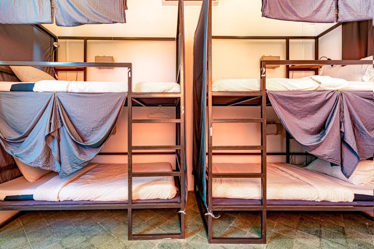 Yu Cafe Hostel Сонгкла Екстериор снимка